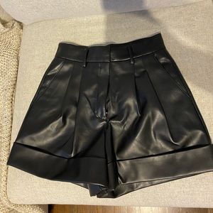 aritzia labyrinth leather shorts